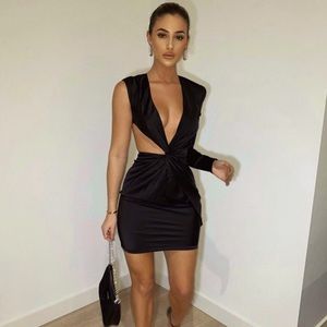 SOLD DO NOT BUY House of CB Zemora dress